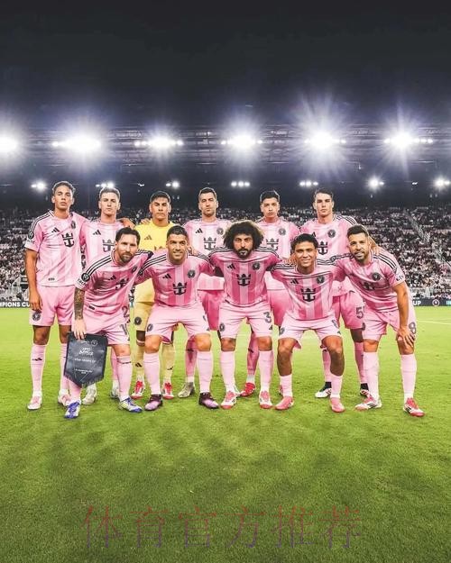 Siegel:今年全明星赛仅能有八名国际球员入选,五名是首发 Siegel:今年全明星赛仅能有八名国际球员入选,五名是首发